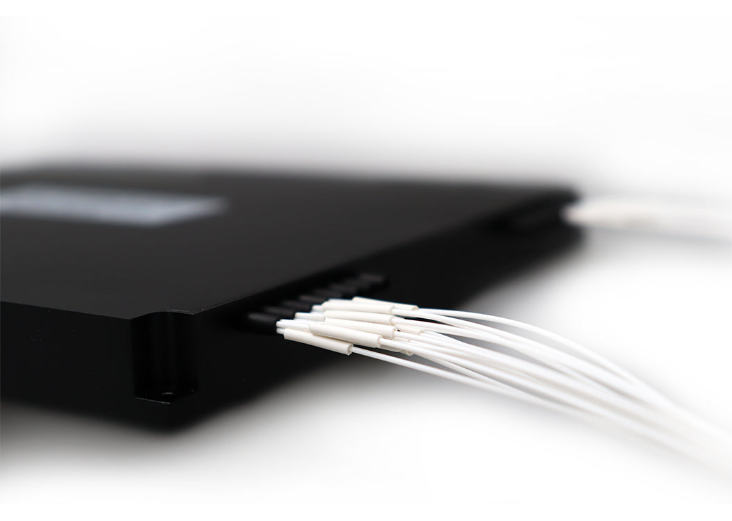 Explore MxN MEMS Optical Switches at Hirundo Optics. Achieve superior precision and efficiency in optical network routing with advanced MEMS technology.