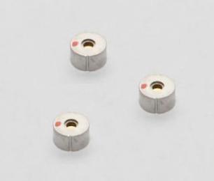 Discover high-performance free space isolators at Hirundo Optics. Available in single and dual grade configurations for advanced optical applications, ensuring optimal signal integrity and protection.